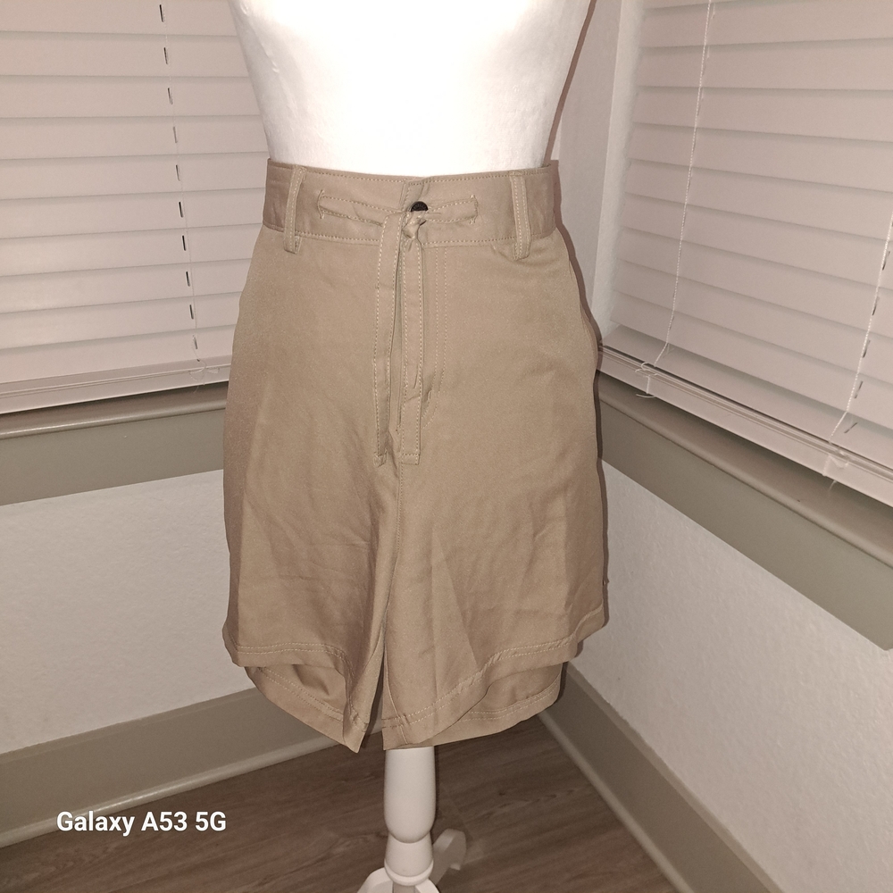 NWT Magellan Outdoors Tan Women's Shorts